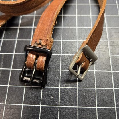 Vintage 20th century leather straps - Image 3